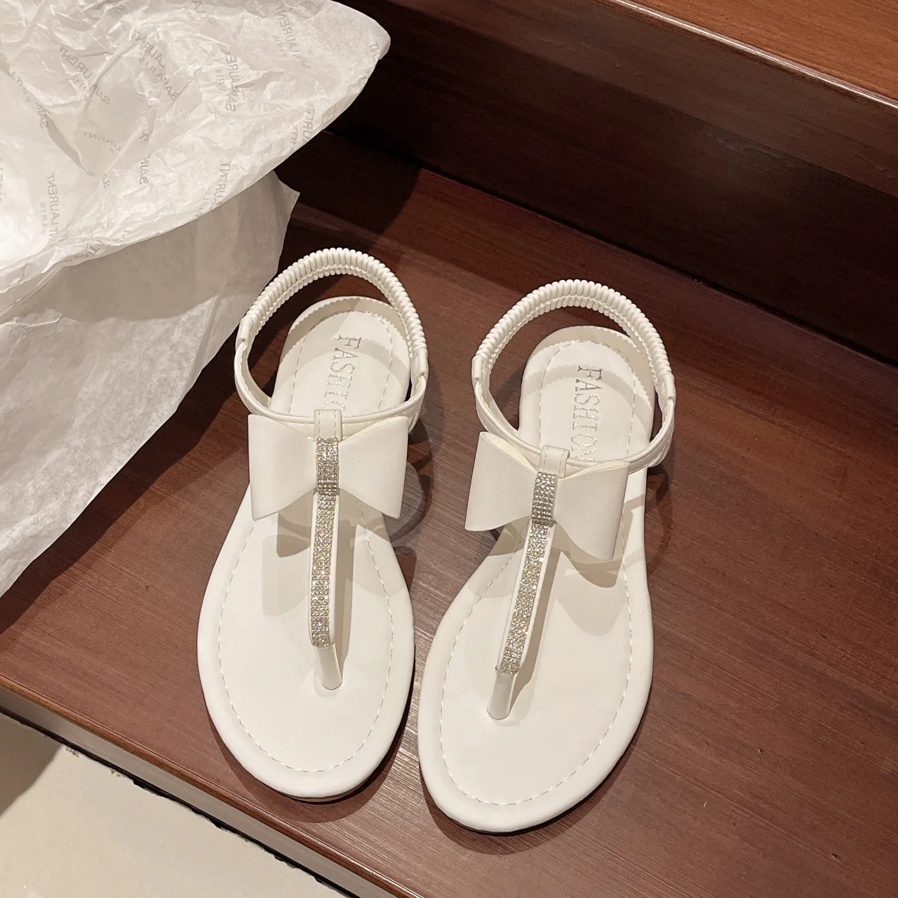 Sandalo da spiaggia donna infradito di lusso piattaforma scarpe con tacco basso di grandi dimensioni con tuta con cinturino donna Beige 2024 Summer Comfort Corre