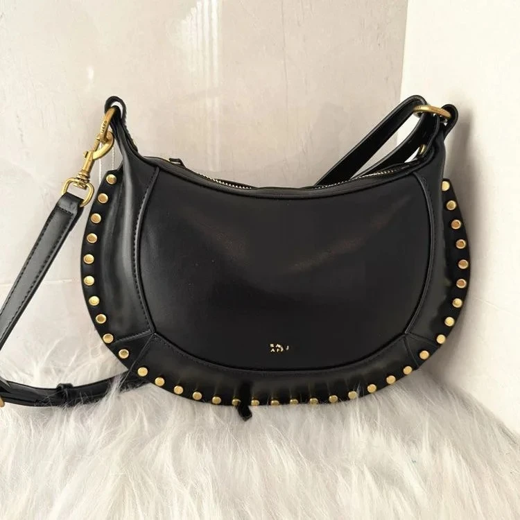 

Y2 Classic Light Luxury Half Moon Design Gold Rivet Bag - Single Shoulder Strap Retro Handbag