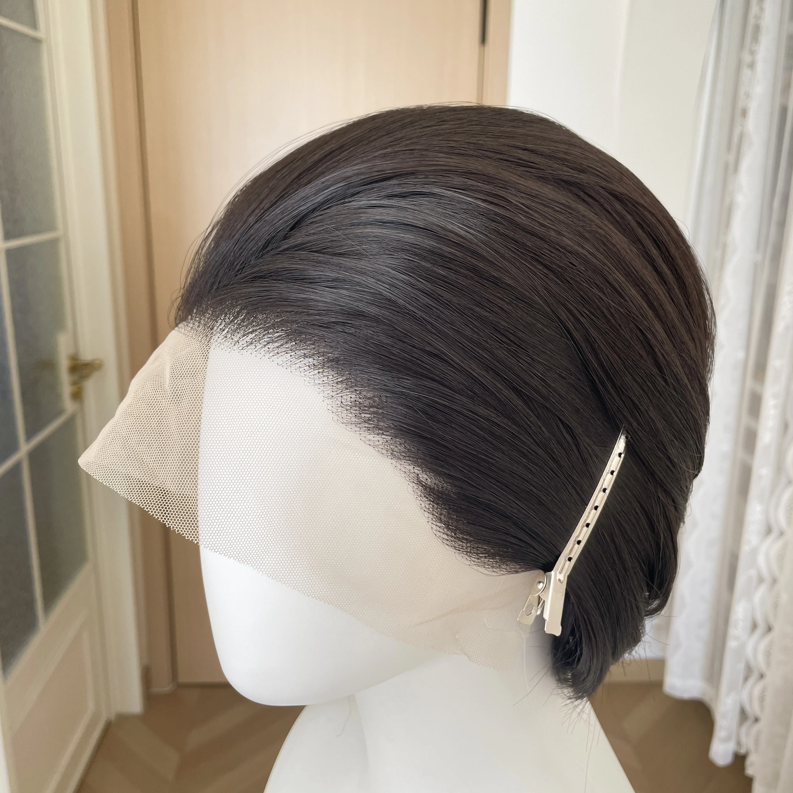 黒茶色のショートボブカット合成レースフロントウィッグ、男性用コスプレウィッグ、年配の女性用ヘアライングルーレス13x4レースフロントウィッグ