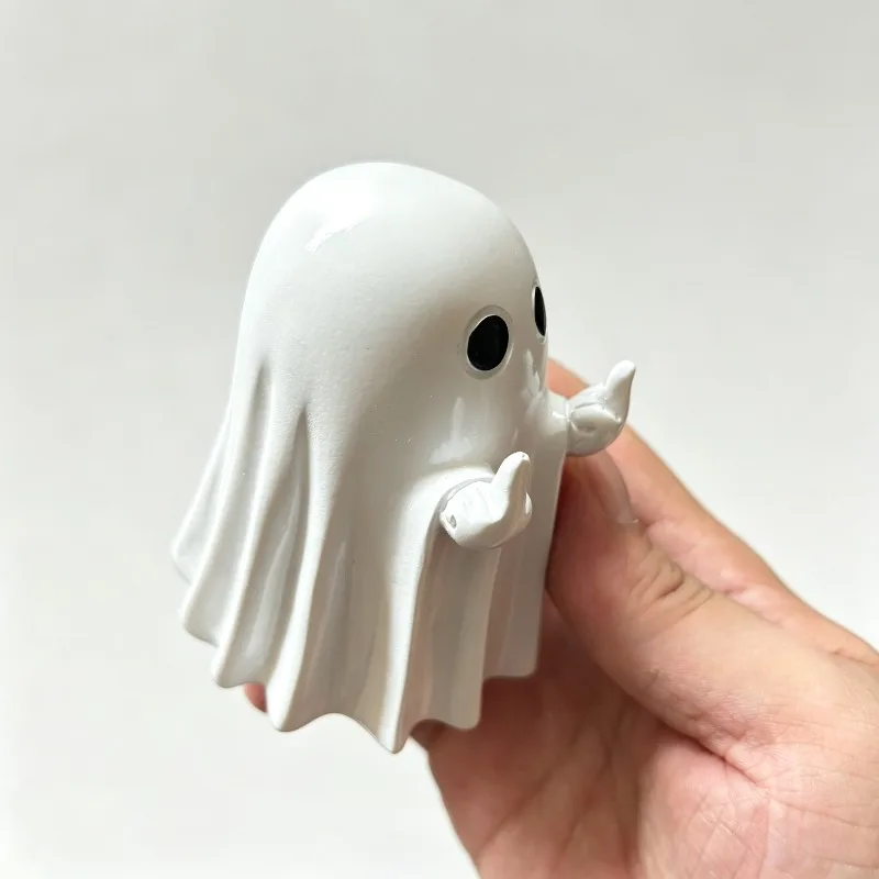 Middle Finger Cute Ghost Statue, Ghosts Small Scary Ghost Figurines, Halloween Home Decorations, Coffee Table Centerpieces Shelf