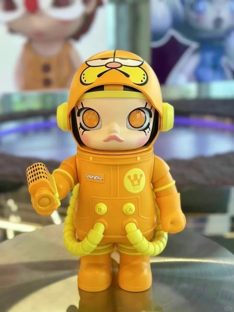 POPMART Original and Genuine MEGA Collection SPACE Molly 400% Garfield Collaboration Exquisite Decorative Blind Box Gift