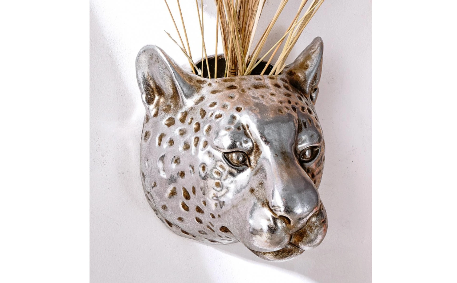 Leopard Head Planter Spotted Animal Head Planter Animal Face Flower Pot Open Top Home Decor Sturdy Leopard Head Planter Spotted Animal Head Planter Animal Face Flower Pot Open Top Home Decor Sturdy