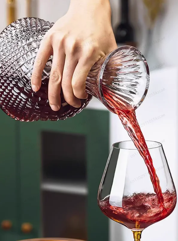 

Многофункциональный графин для напитков — быстрое аэрирование, вращающийся дизайн, стильный элемент декора для любого случая