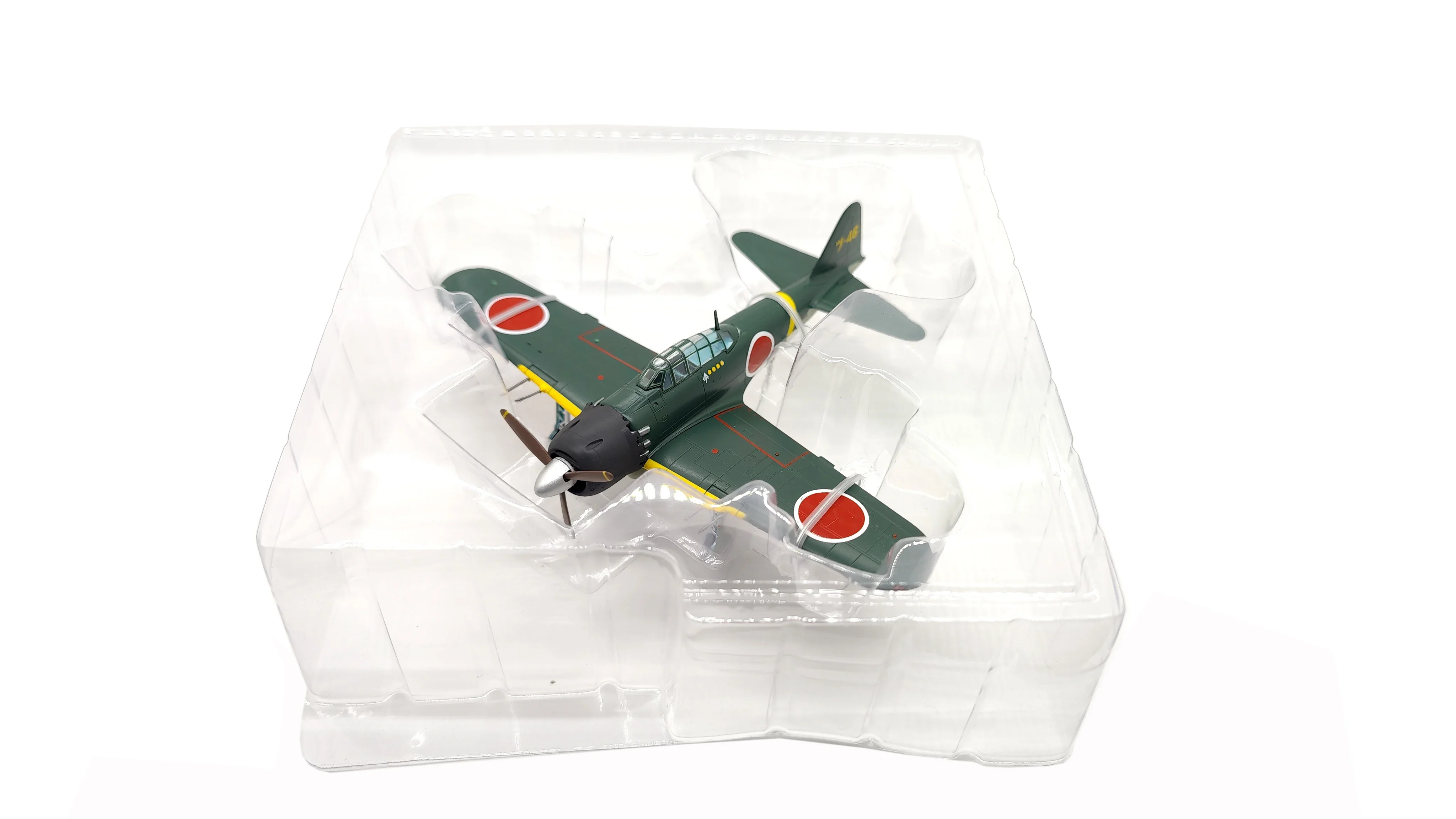 Out-of-print EM36352 1:72 Japanese A6M5 Zero fighter model  Finished product collection model