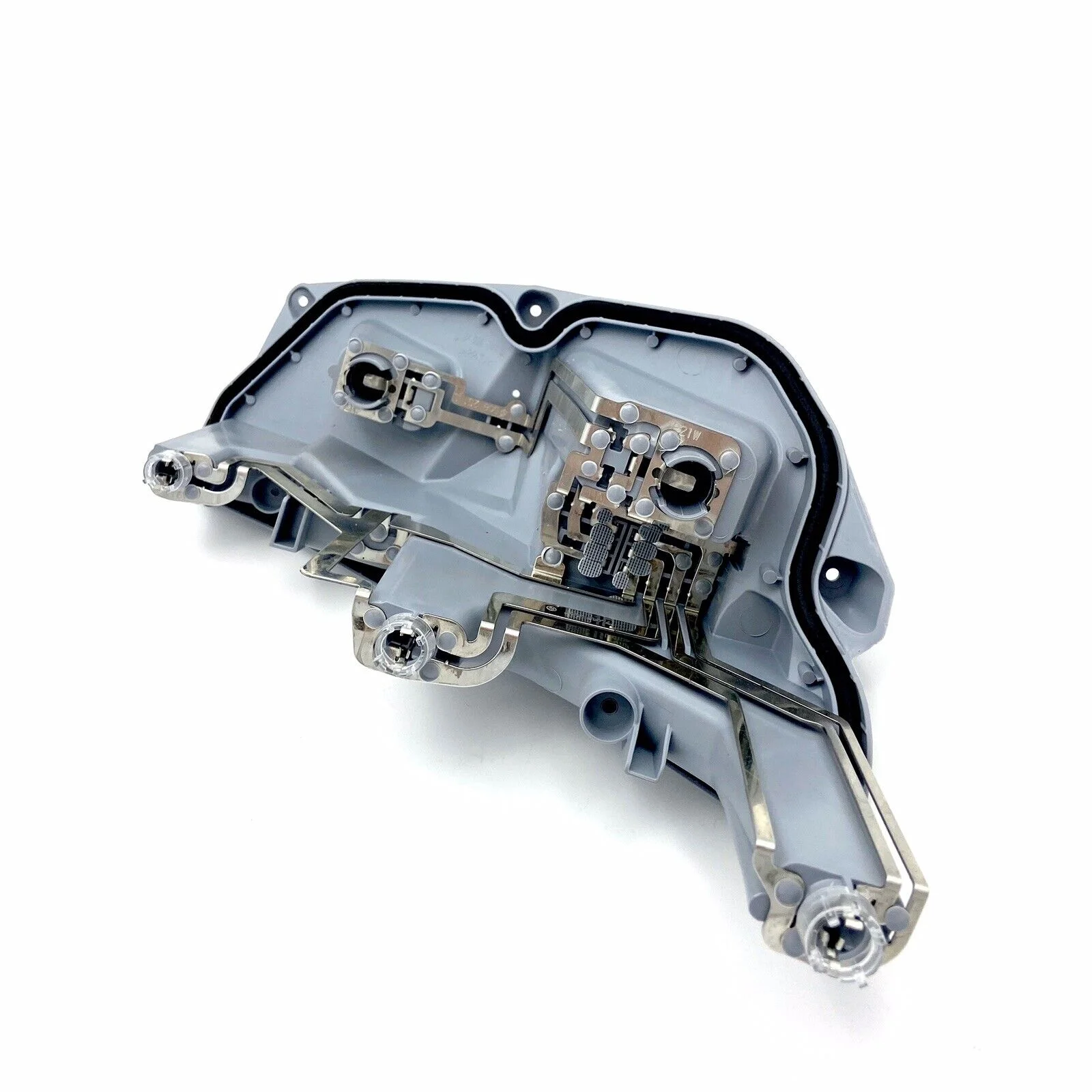 

1 комплект, автоматический задний фонарь, правый/левый держатель лампы и предварительно смонтированный жгут проводов для Audi TT 8J MK2 2006-14, детали автомобильного освещения 1J0973733