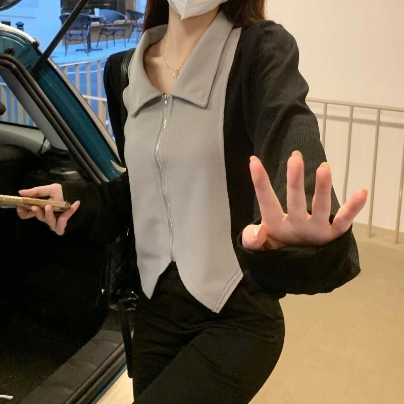 

Autumn Slimming Polo Collar Shirt for Women Loose Fit Short Sleeve Blouse with Figure Flattering Design Chic Layering Piece