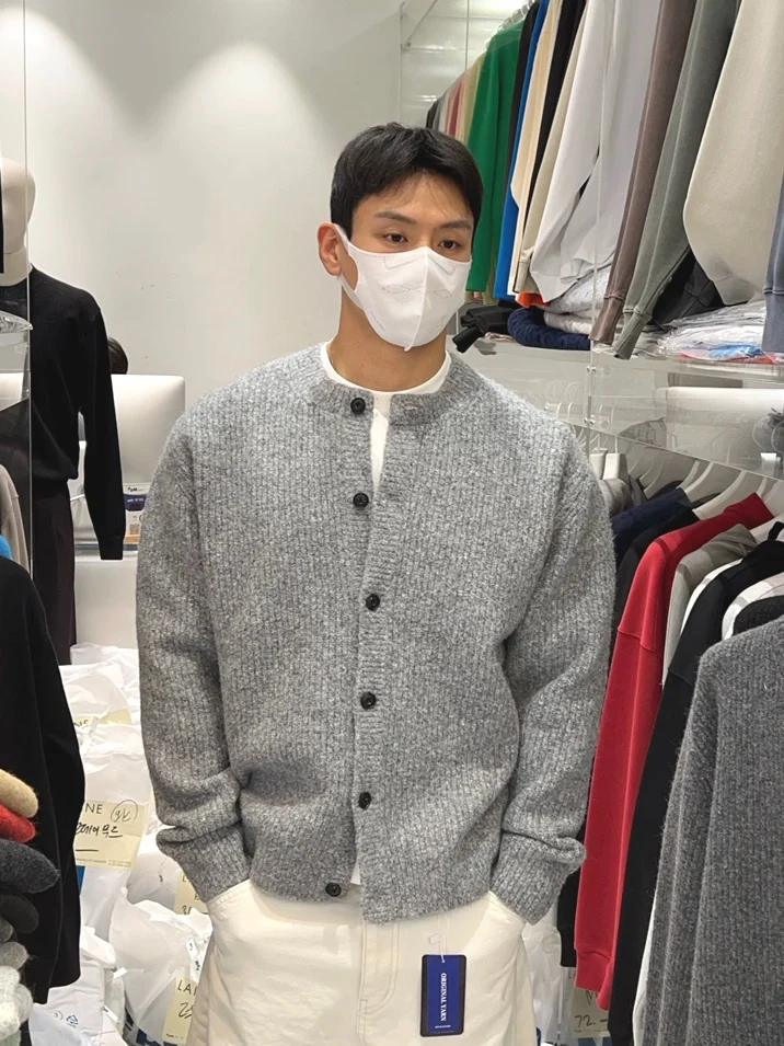 

Мужской вязаный кардиган Dongda Gate с круглым вырезом, на пуговицах, из фактурной шерсти, модный, свободного кроя, мягкий, в американском стиле