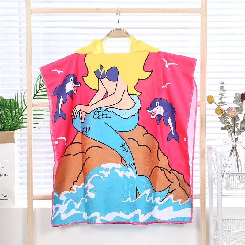 1 PCS New Childrens Bath Towel Cartoon Print Cape Hooded Beach Bathrobe Soft Breathable Absorbent Quickdrying