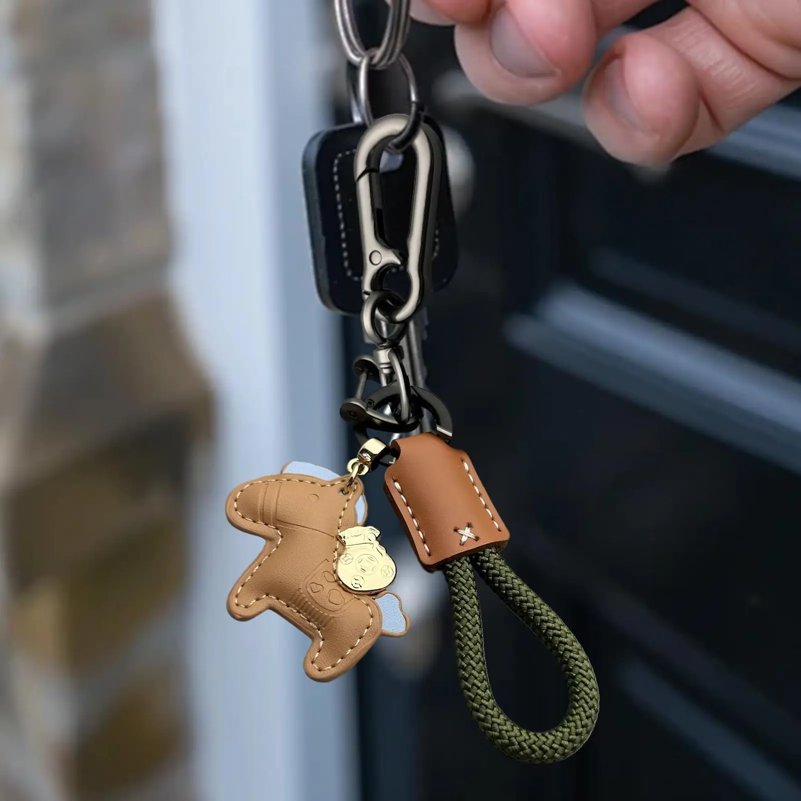 Leather Horse Keychain - Horse Charm Pendant with Metal Keychain & Woven Rope for Handbags, Backpack, Purse, Car Keys, Xmas Gift