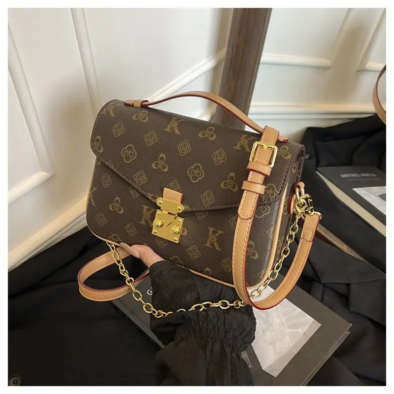 minimalist-unique-leisure-business-diaper-bag-for-women-stylish-vintage-fashionable-leather-tote-with-spacious-interior