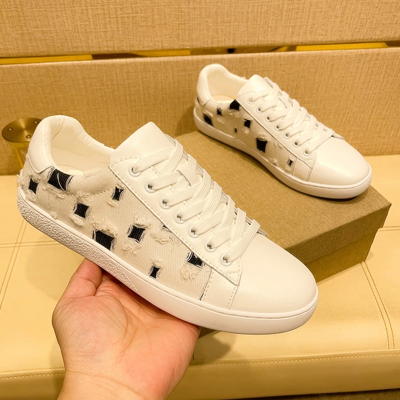 Sneakers Casual Men Designer Popular Punk Board Shoes Fashion Leather Canva Breathable Height Increased Flat Platform White Shoe