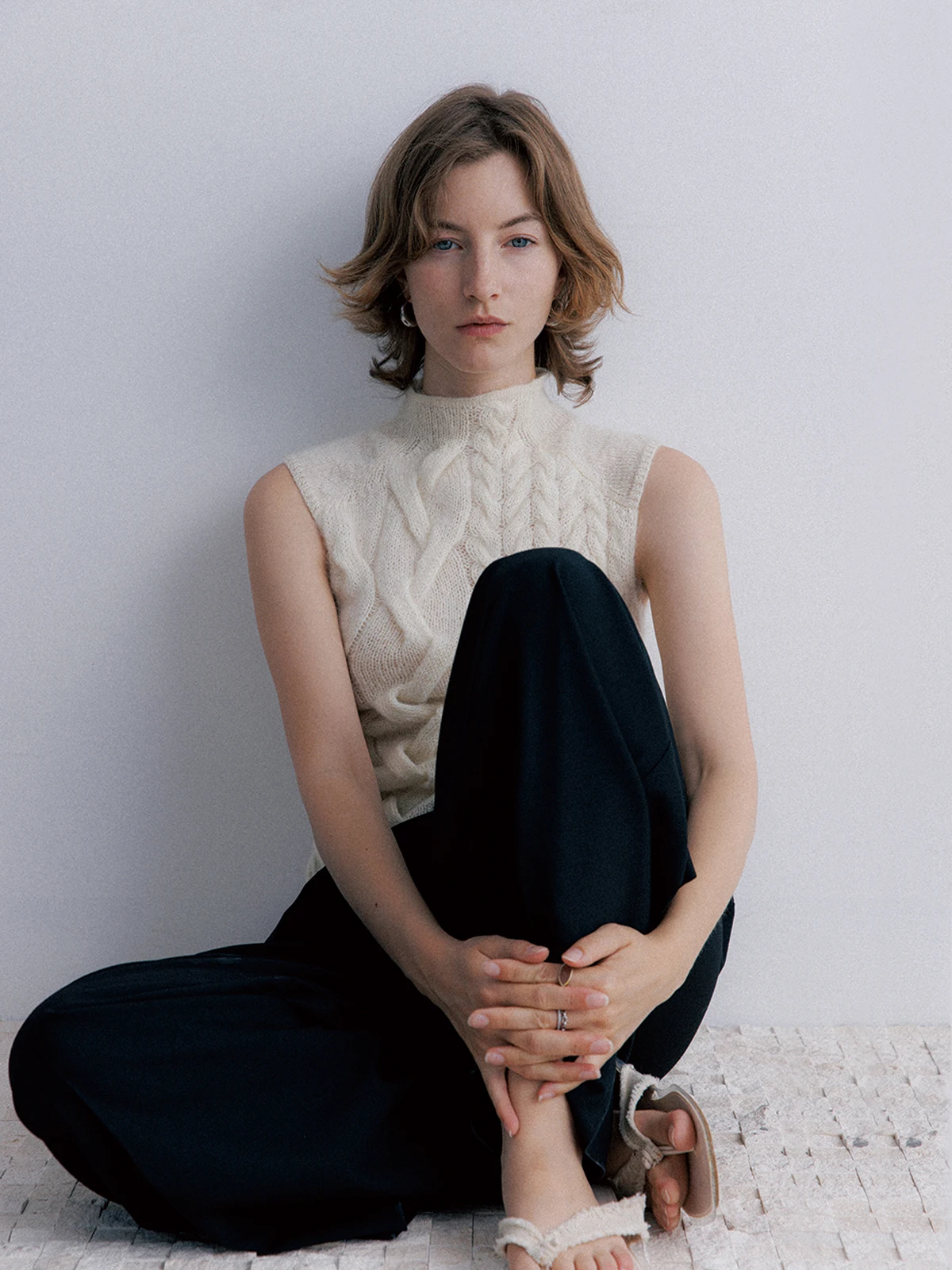 

New Year's mat Sle 2-Color Design Retro Svel f-High Collar Alpaca Wool Knitted Sweater Soft Fit Women's Fas...