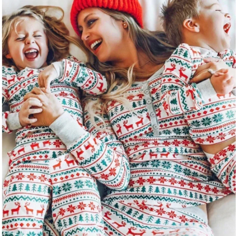

Family Christmas Matching Outfits Allover Print Mom Dad Kids 2 Pieces Pajamas Set Sleepwear Baby Romper Xmas Pyjamas