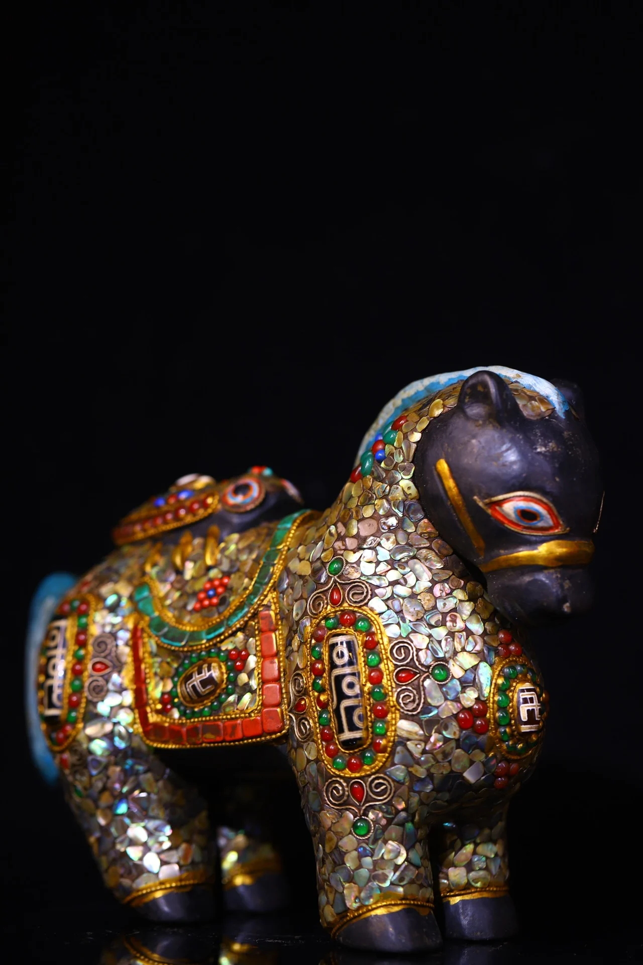 

8"Tibetan Temple Collection Old Natural Meteorite Gem gZi Beads Shell Horse Statue Pendant Amulet Amass wealth Town house