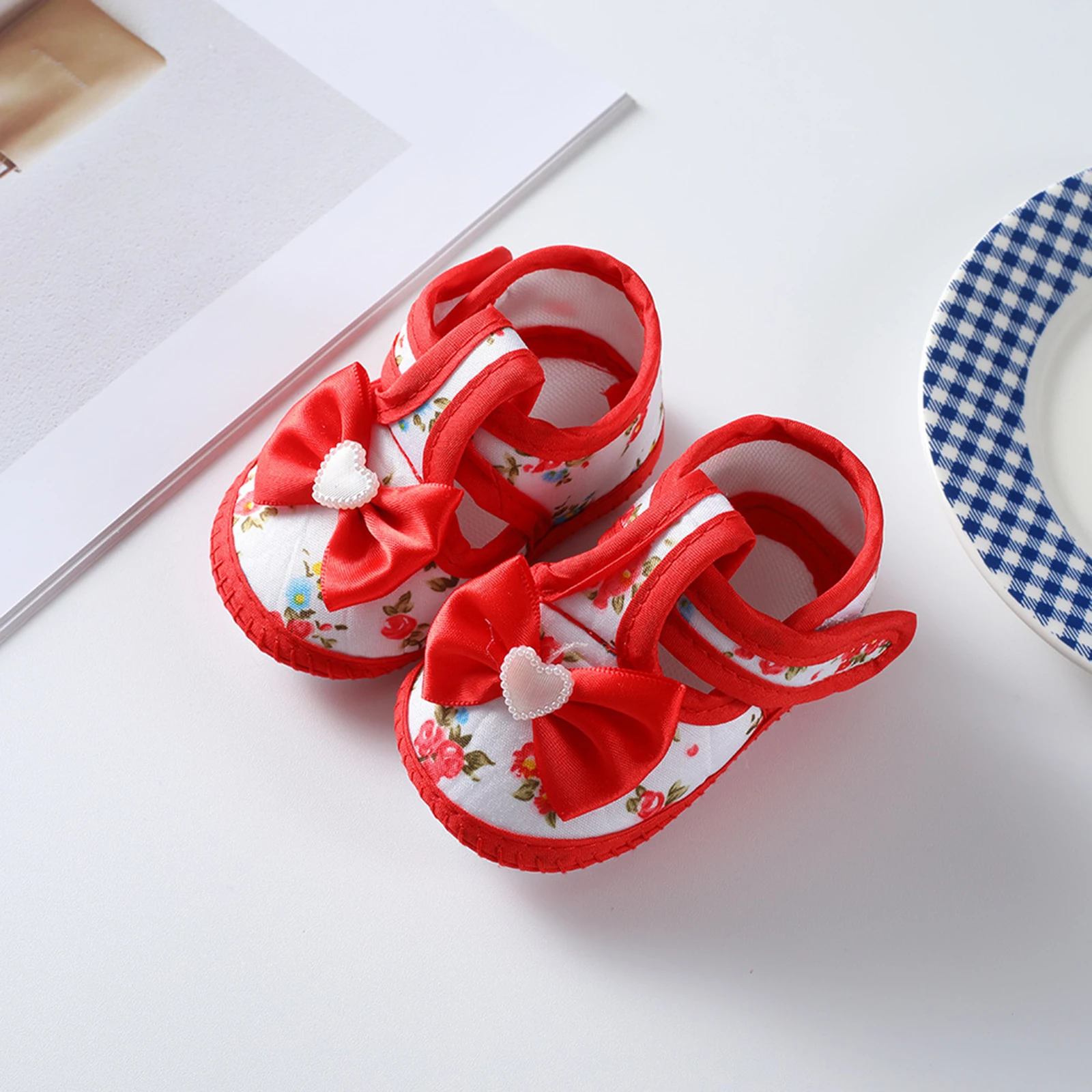 Infant Baby Girls Shoes Soft Sole Cribs Sneakers Flat First Walkers Bowknot Flower Print Non-slip Princess Wedding Dress Shoes