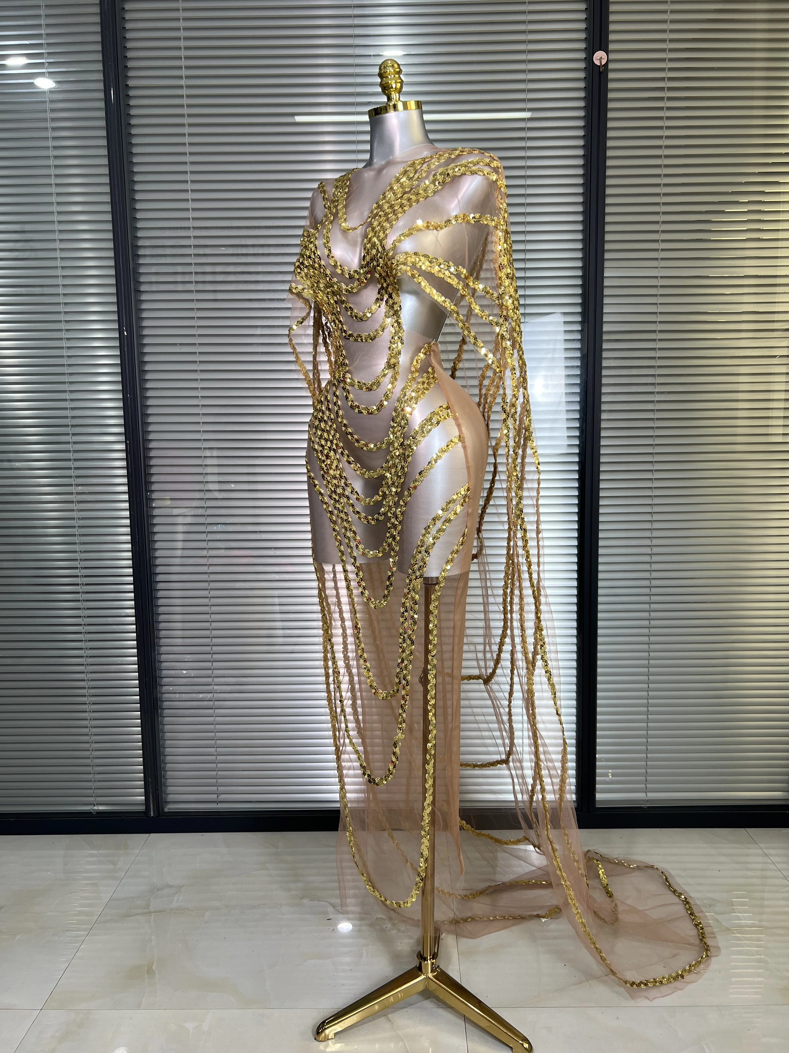 Nuevo vestido Maxi dorado de lentejuelas transparentes de malla sexi para mujer, vestido transparente para fiesta, disfraz de escenario actuación