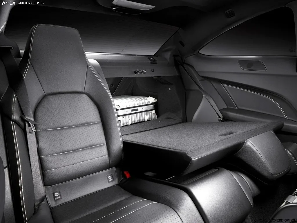 Spezieller Autositzbezug für Mercedes Benz C-Klasse Coupé 2011 2012 2013 2014 2015, PU-Leder Sitzkissen-Schutz, Autositzbezug – Detail 7