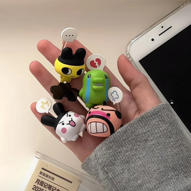 

Горячая наклейка Тамагочи Гачапон, серия яйц, фигурка мемотичи, экспресс-игрушка, милый мультяшный креативный персонализированный подарок на праздник для девочек