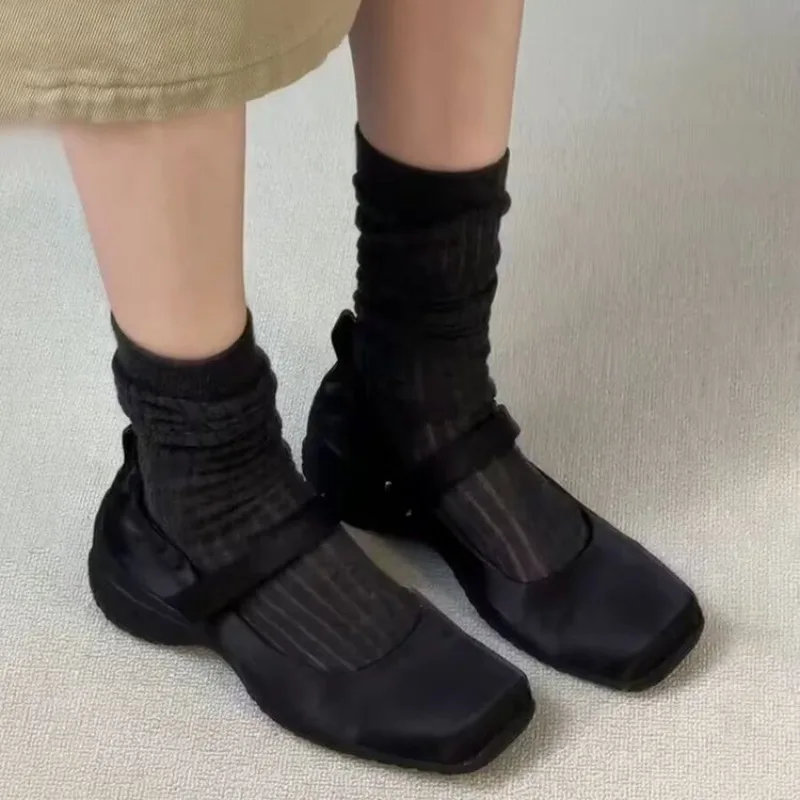 Fashionable and Comfortable Soft-soled Mary Jane Shoes for Women, High-end Style, Shallow Toe Single Shoes view 3