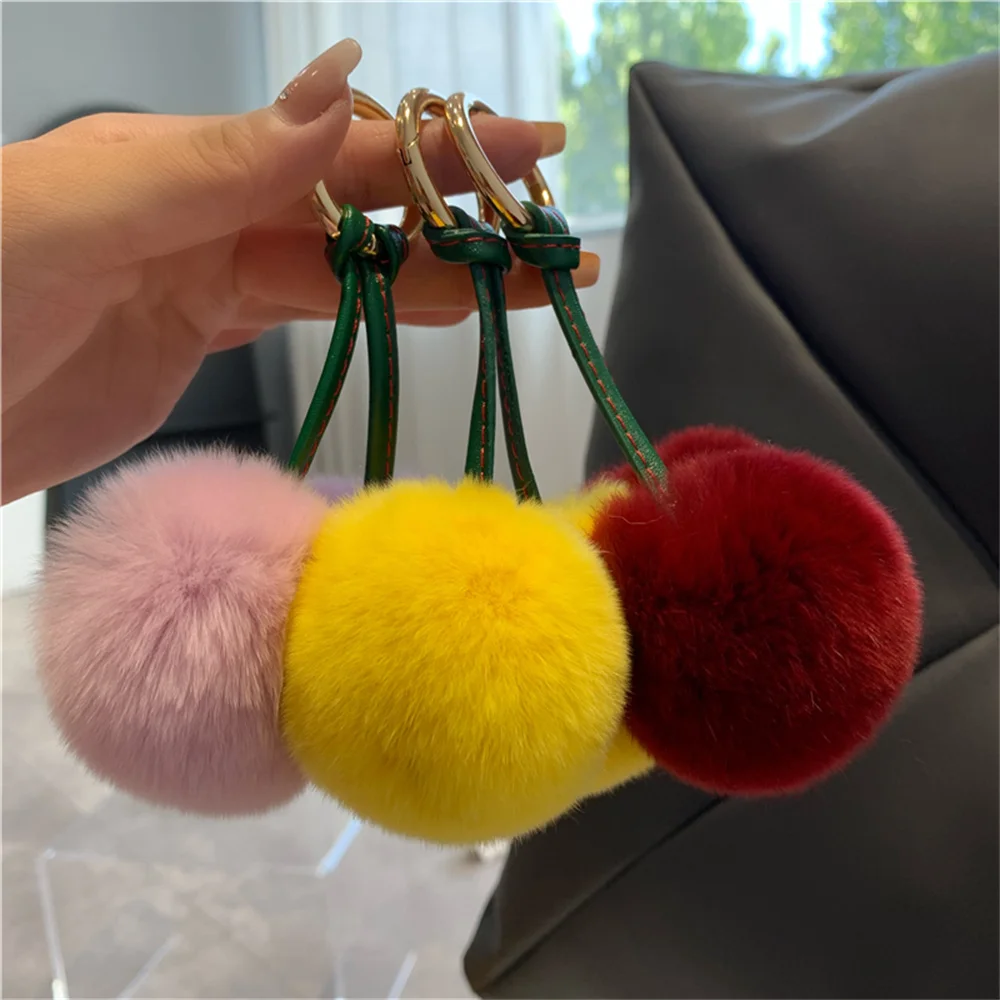

Plush Rabbit Fur Cherry Pendant Keychain Pompoms Cute Fluffy Keychain Bag Charm Alloy Ring Plush Cherry Key Ring Couple Pendants