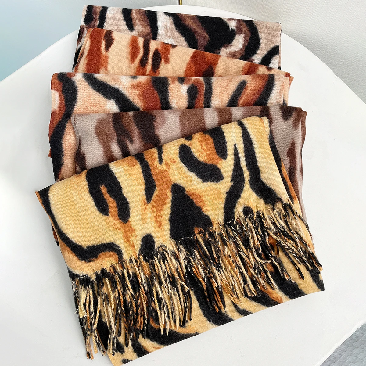 Tiger Stripes Print Large Soft Pashminas Wedding Shawl Cute Tassel Scarf Wraps Cashmere Feeling Fringe Scarf Unisex Long Scarf
