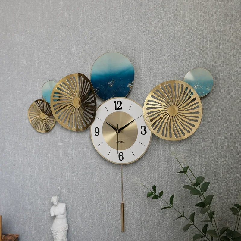 

New Chinese Style Creates Wall of Porch Sitting Room Iron Art Pendant Hanging Clock Aesthetic Room Decor