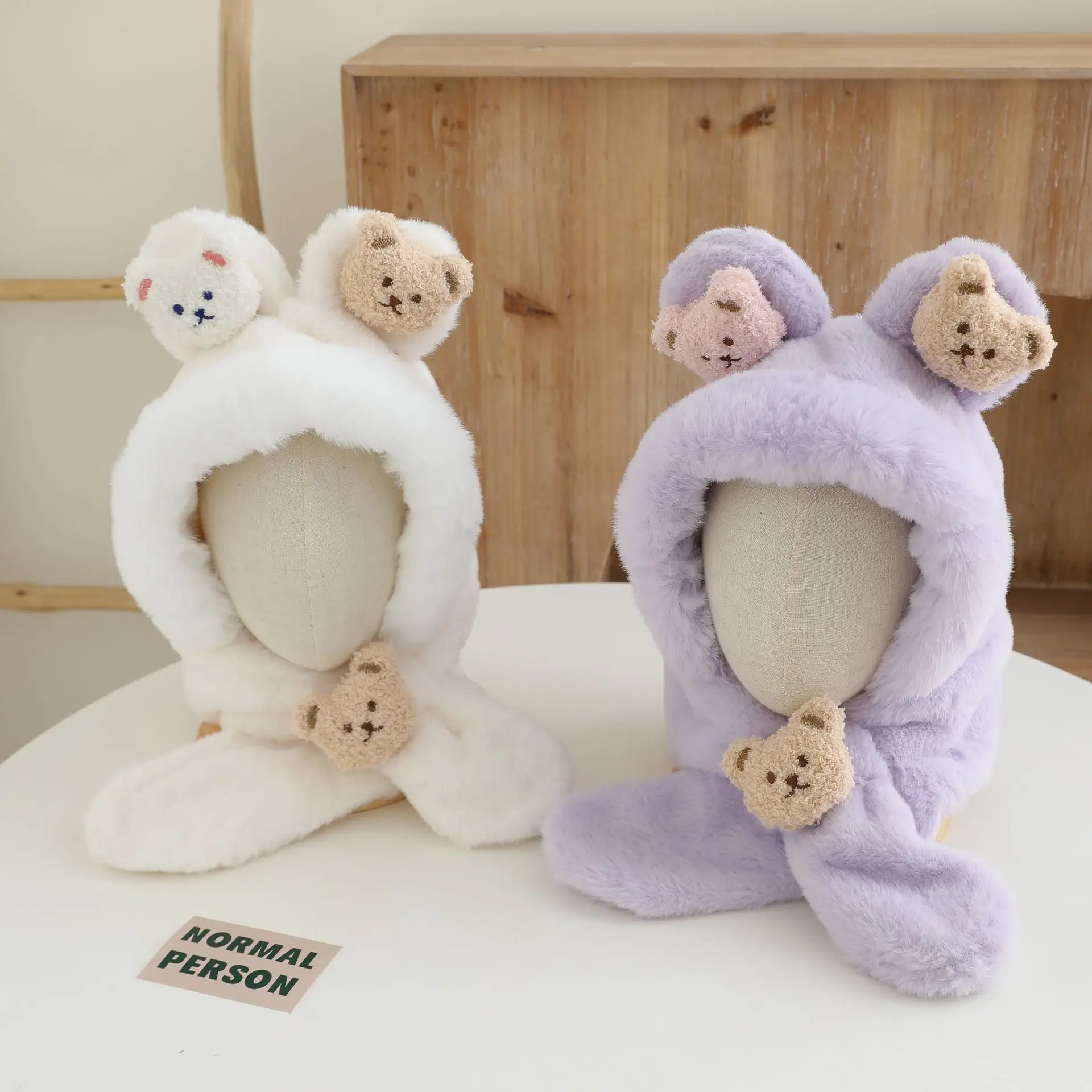 Winter-Baby-Plüsch-Mütze-Schal-Set, Cartoon-Bär-Beanie, warmes Samt-Kinderhalsband, 6-24 Monate, Ohrenschutz, Pullover-Mütze – Detail 10