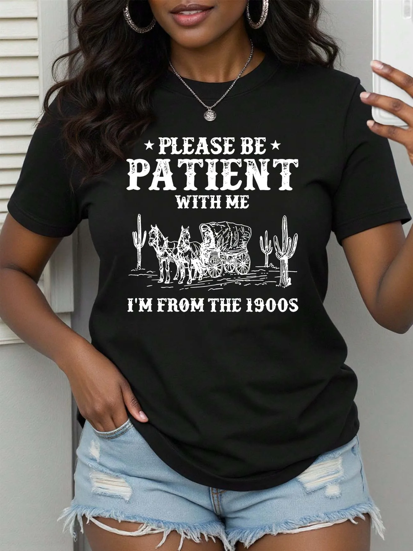 

Футболка больших размеров в винтажном стиле с надписью «Please Be Patient With Me I'm From The 1900s» и с графикой в стиле вестерн для ретро