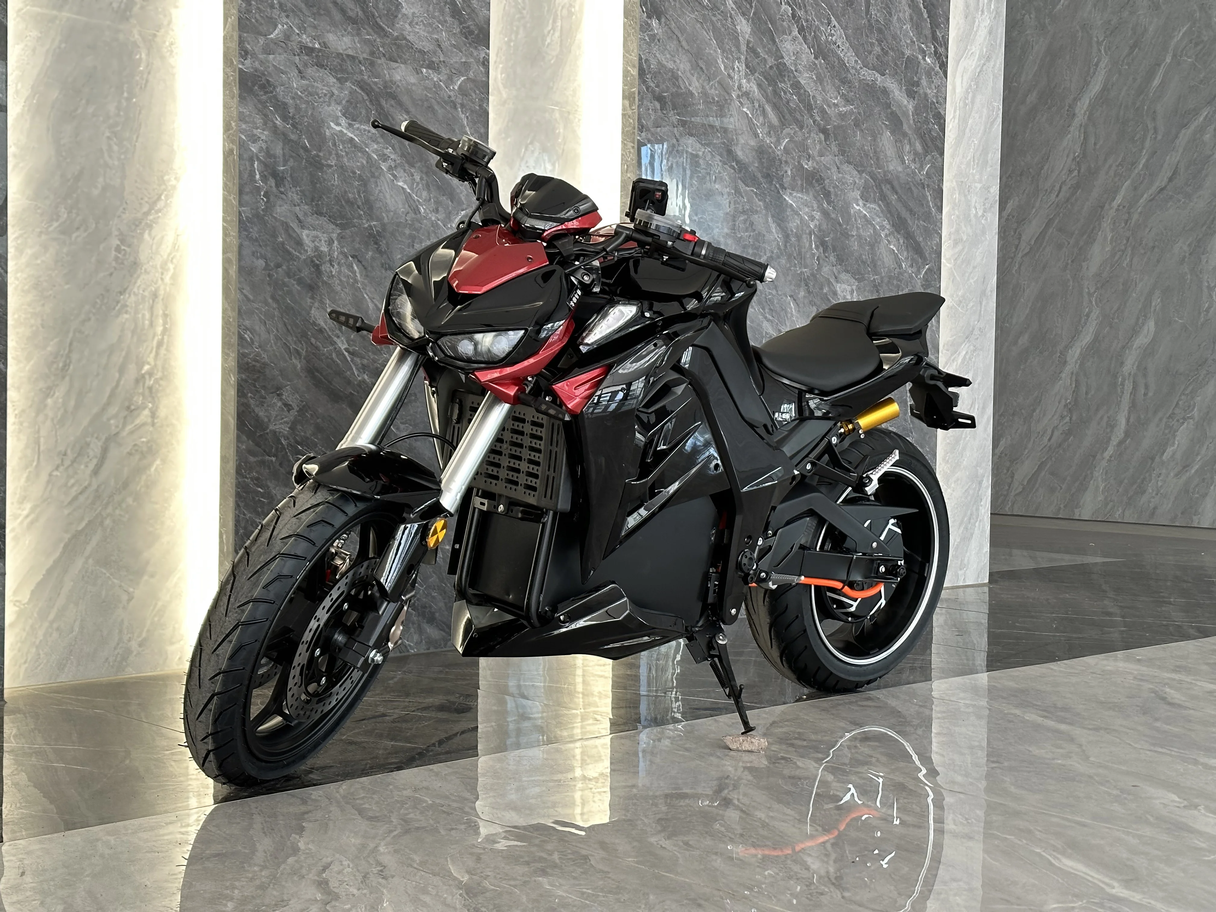 

STLF Full Size 10000 Watt Electric 4-stroke Racing Motorcycle with Lithium Battery Brushless Motor 240KM Range