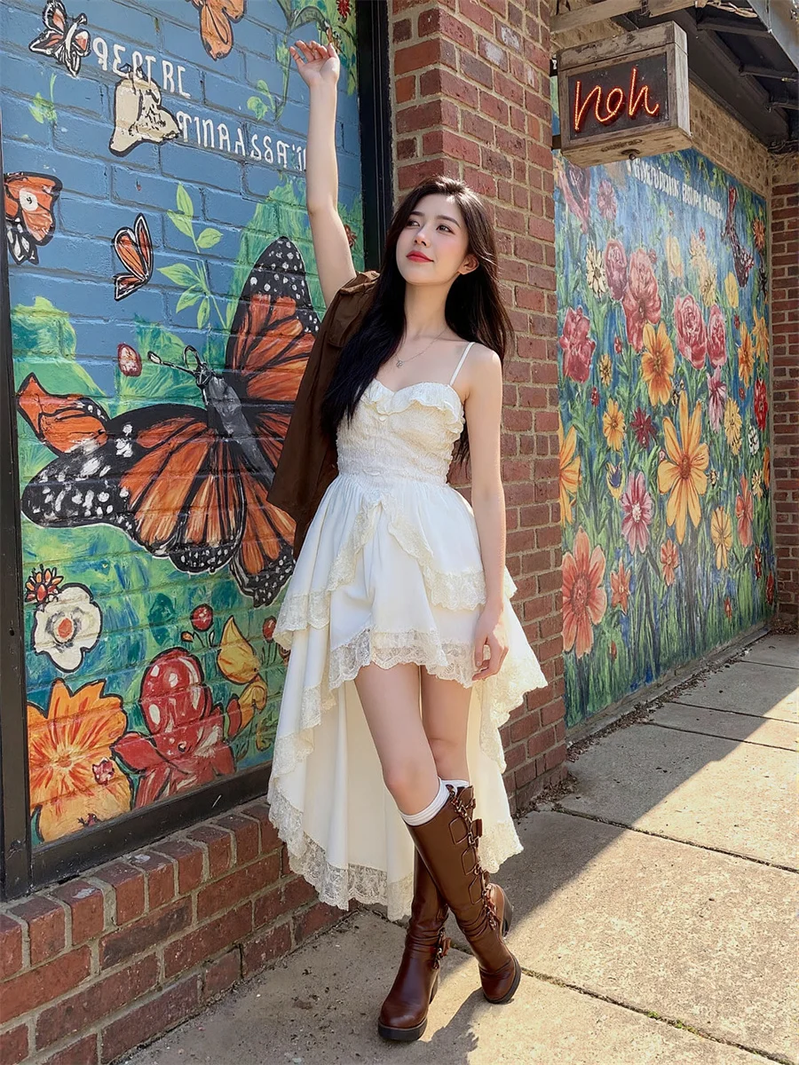 Damenkleid mit Applikation, Weiß, Sommer, Volantrand, Seidensatin, Netzstoff, Patchwork, Feenabend, besondere Anlässe, Abschlussball, Empfangsdetail