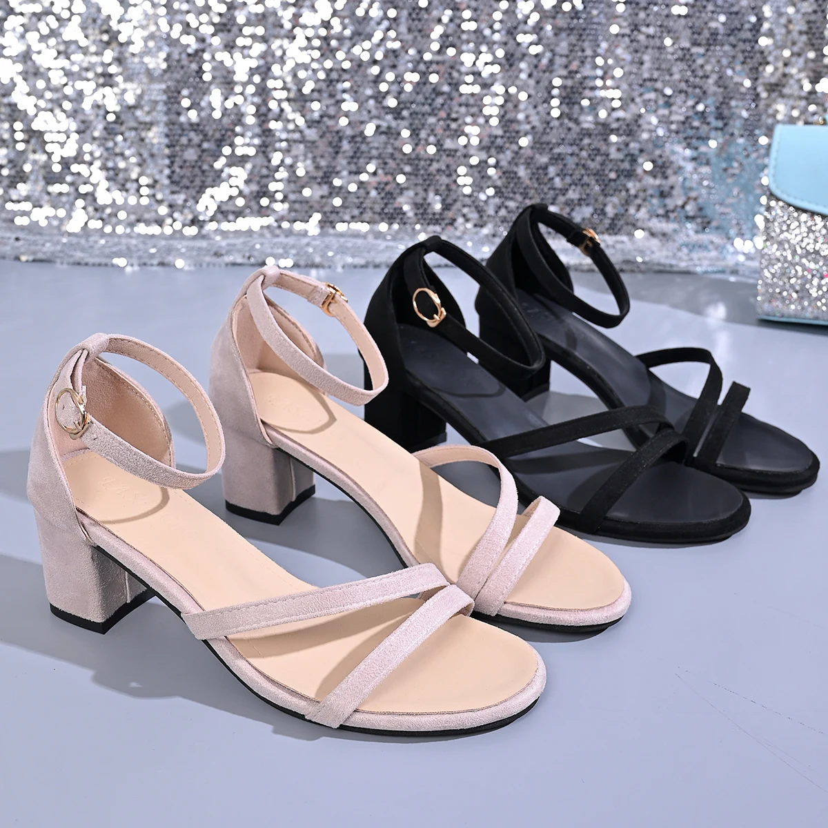 Sommer elegante Damen-Sandalen mit runder Schnalle und hohen Absätzen, modische und meistverkaufte bequeme Damen-Sandalen