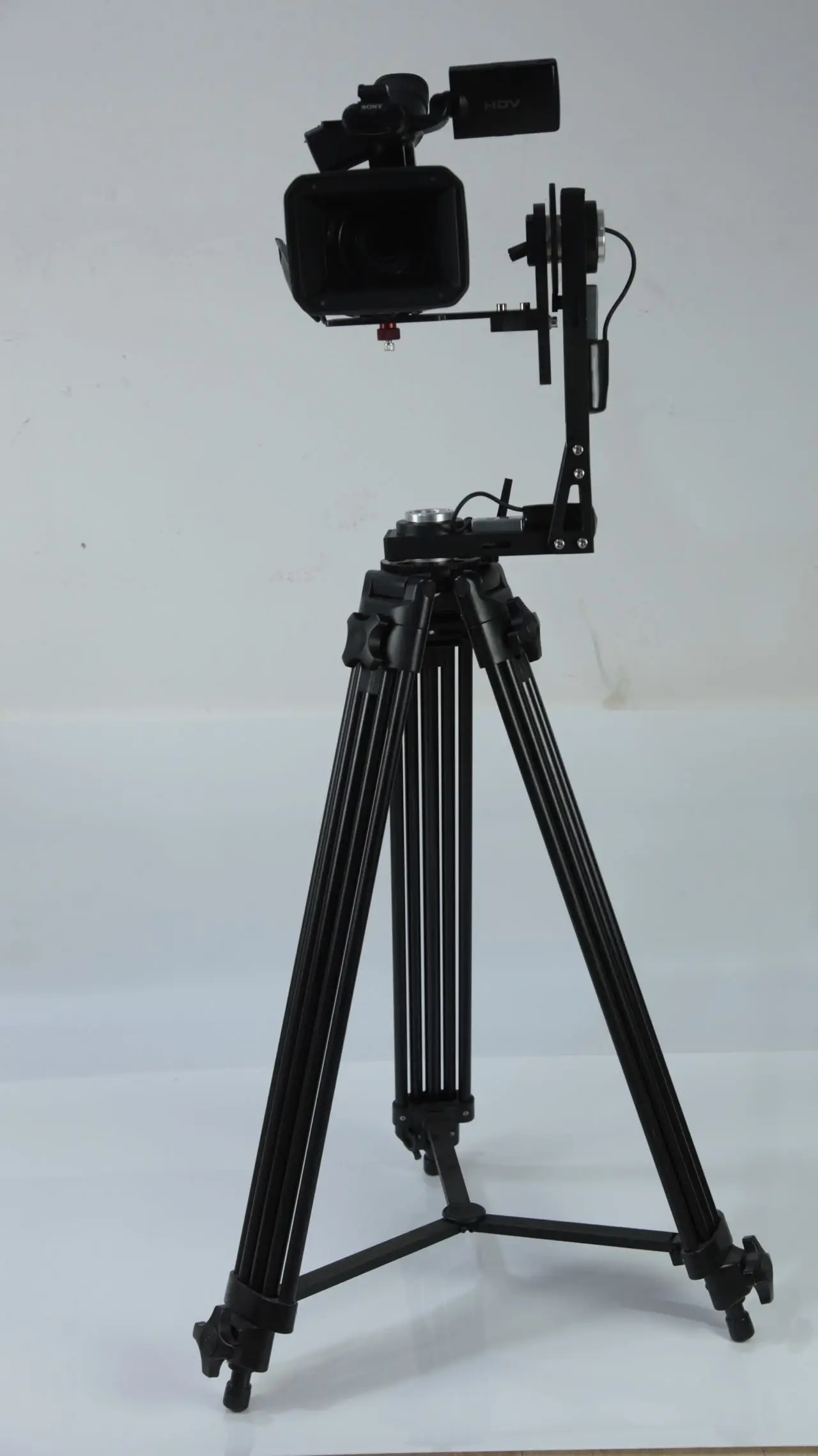 Jianmei tripod/suspended ceiling electric pan tilt two axis motion video shooting, with a load-bearing capacity of 15KG