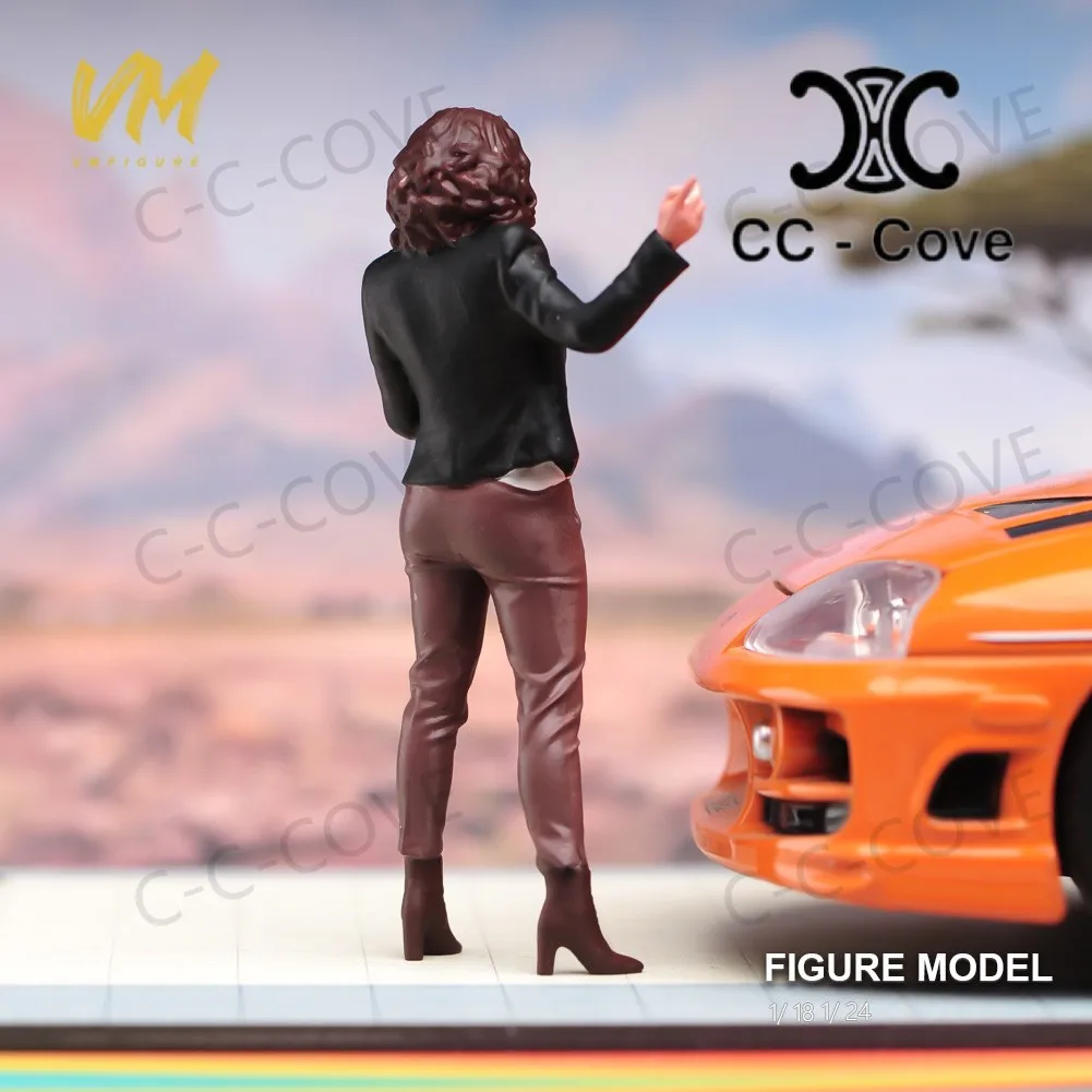 Fine Painted Miniatures 1/18 1/24 1/43 1/64 1/87 전화 그림 모델 장난감을 들고 자신감있는 흑인 여성 선물보기 장식