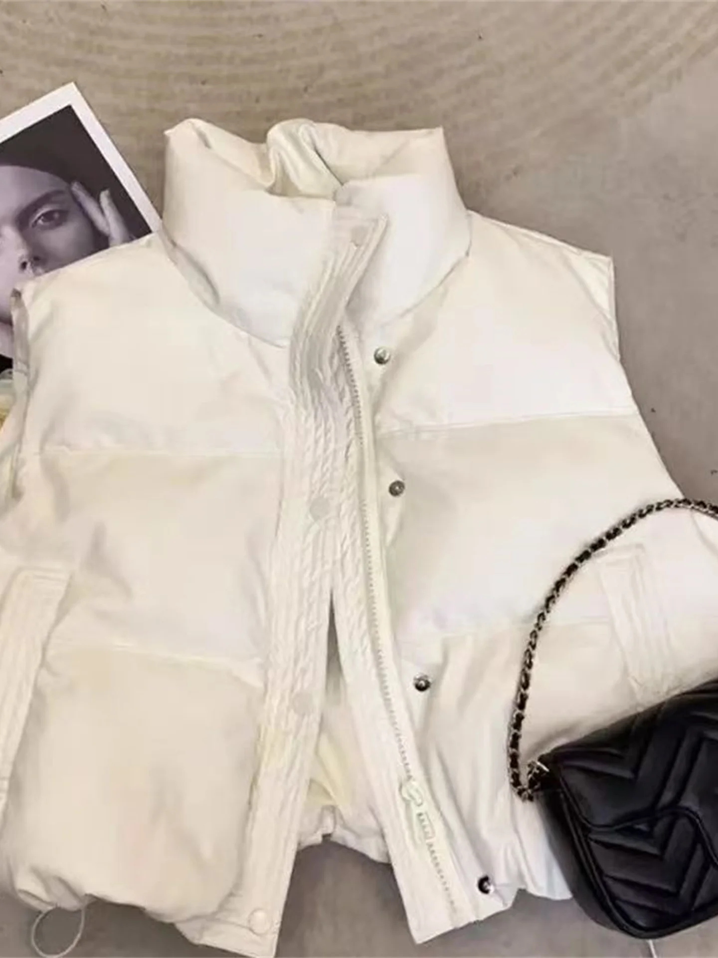 

Хлопковый жилет без рукавов в корейском стиле, свободный крой, с воротником-стойкой, с наплечниками, для осени и зимы, больших размеров, женский...