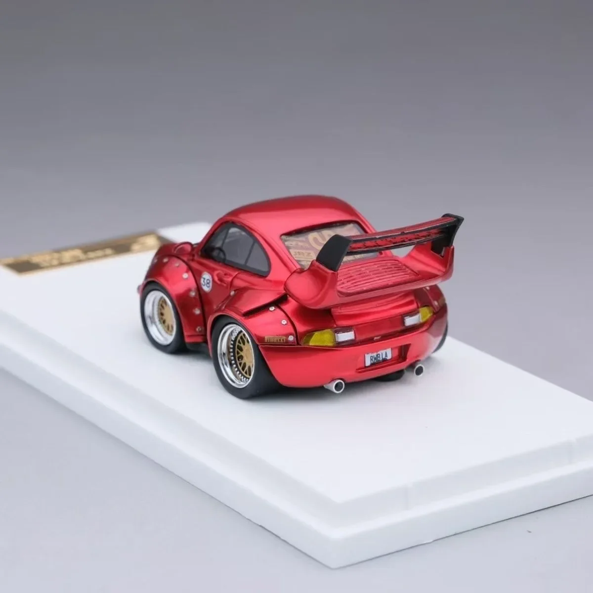 SJF 1:64 Limited Edition 499 Resin Material 993 RWB High Tail Q Car