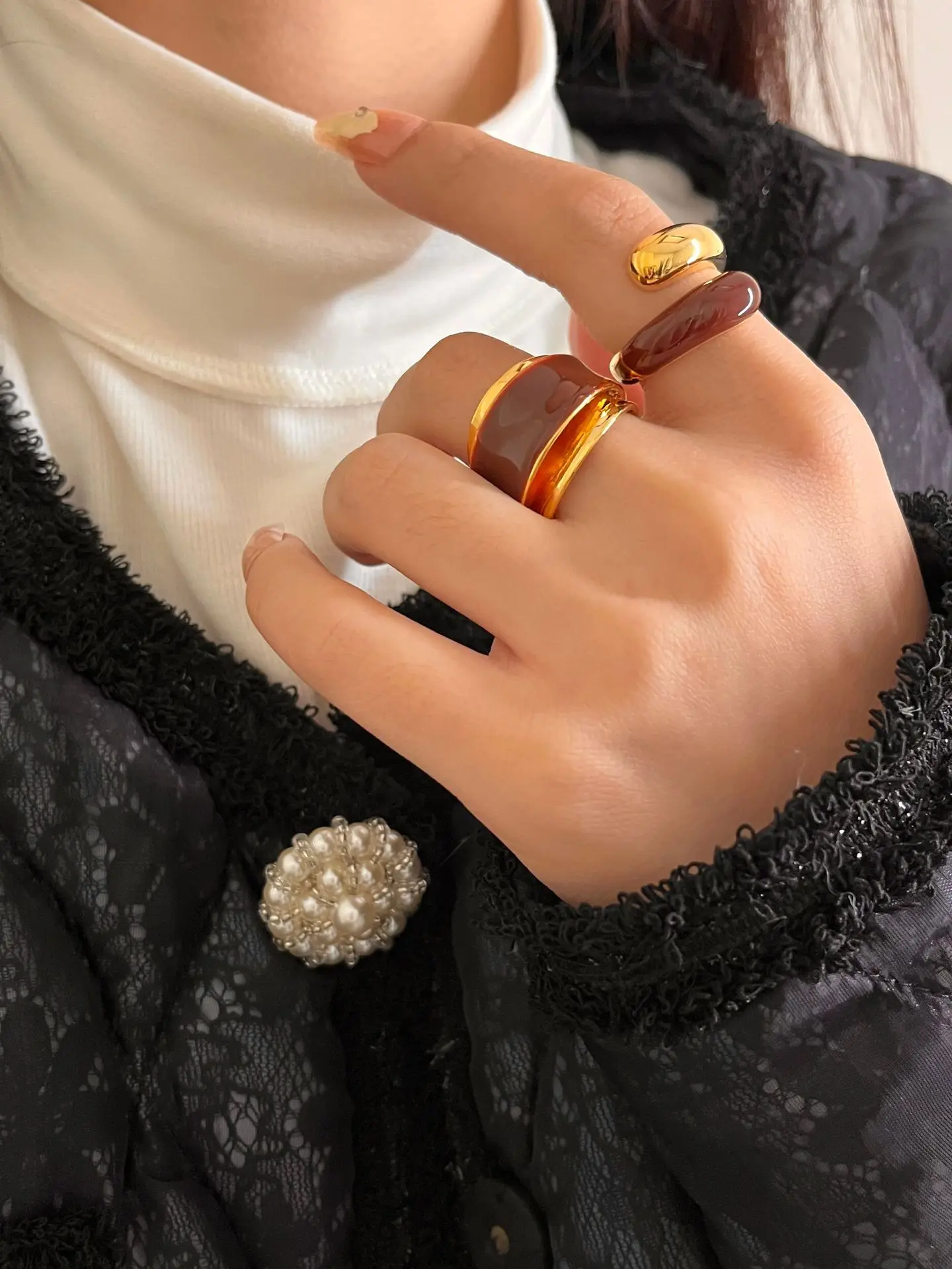 Vintage Irregularity Metal Enamel Chocolate Color Double Layer Open Rings for Women European American personality Trend ​Jewelry