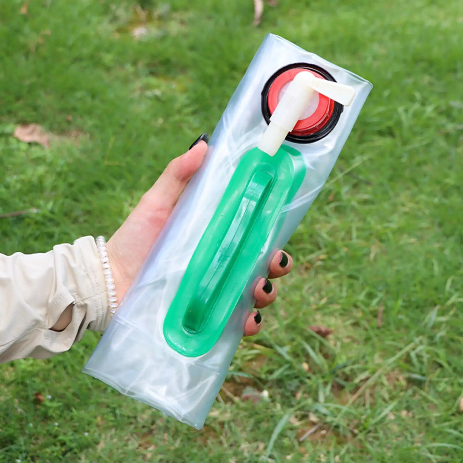 Potable Water Storage Containers 20L Foldable Leakproof Portable Bag With Spigot Food Grade Water Storage Containers For Camping - view 4