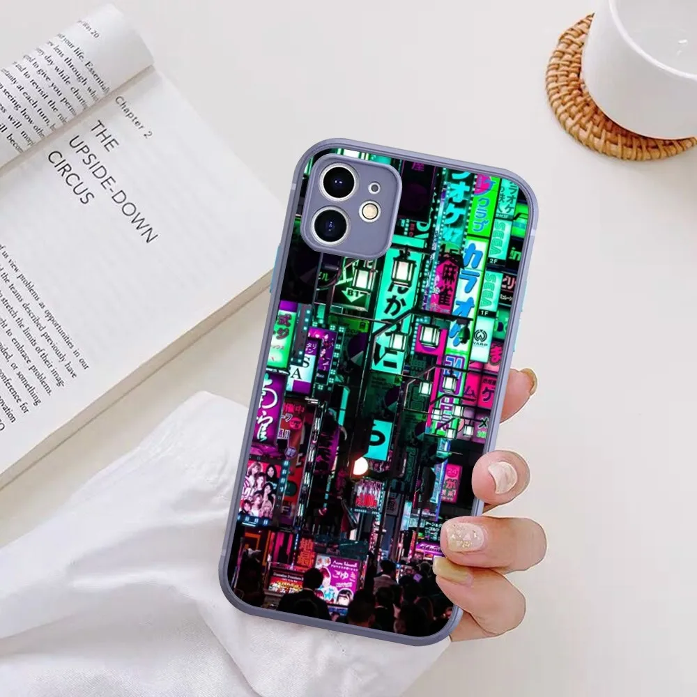 Japan Aesthetic Tokyo Neon Lights City Street Phone Case For iPhone 14 X XR XS 7 8 Plus 11 12 13 pro MAX 13mini Matte Shockproof