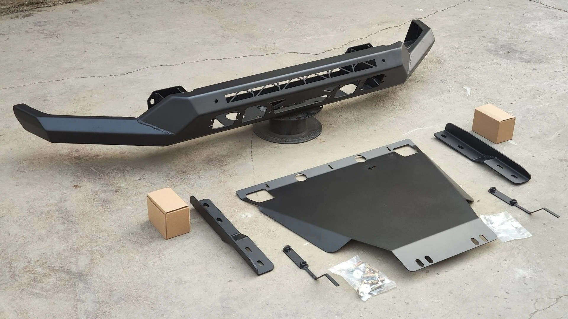 Adecuado para parachoques delantero Nissan Navarra