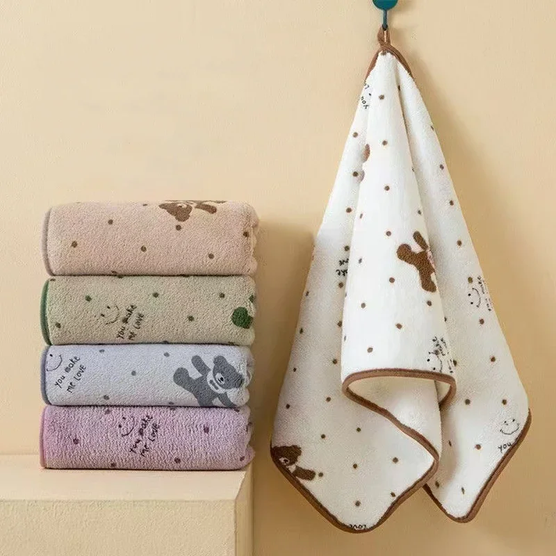 Cute Bear Coral Fleece Printed Towels 2Pcs Cartoon Absorbent Bath Towel Set for Shower Room Super Soft Non-Shedding Face Towels