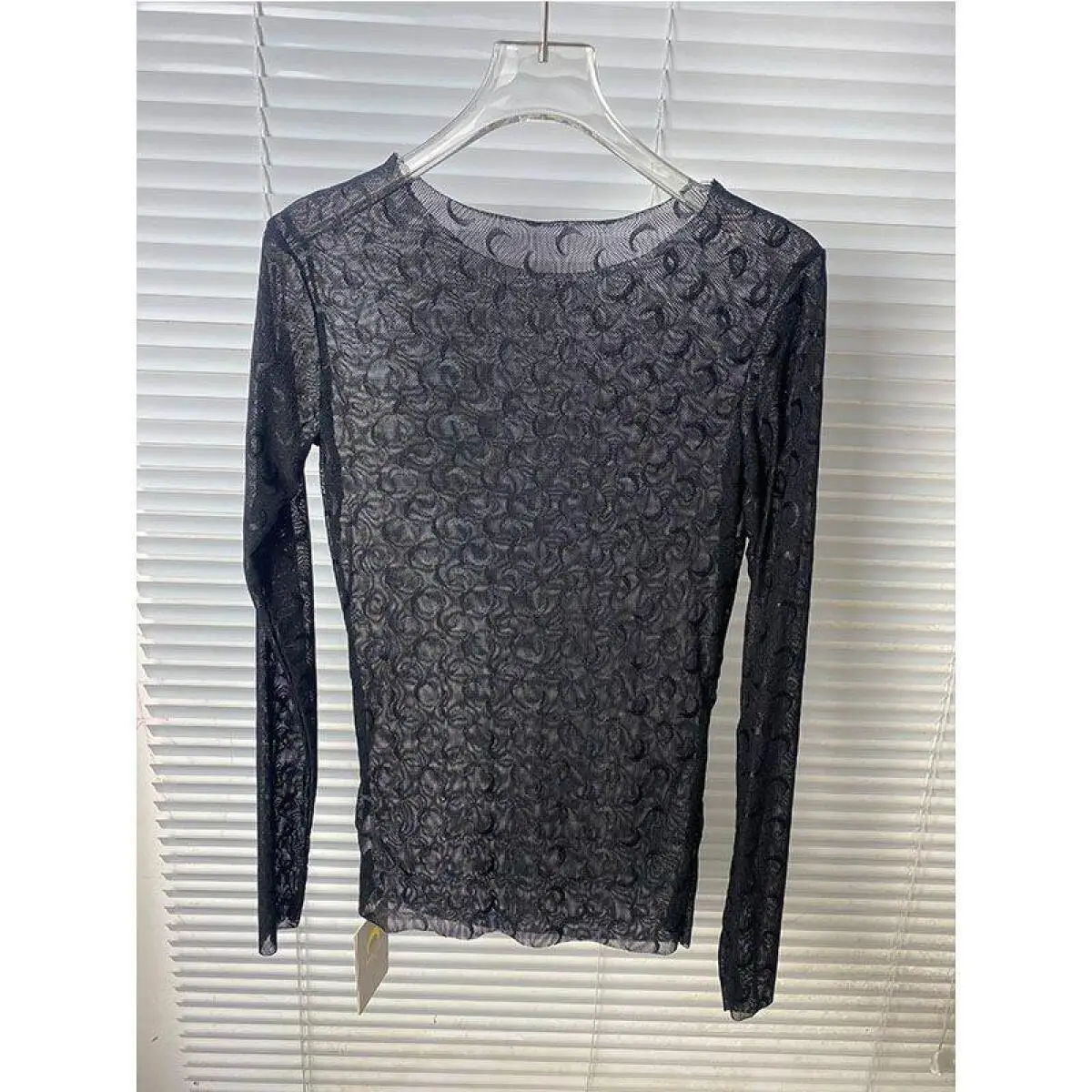 

Корейский уличный топ, футболка с длинными рукавами, сетчатая футболка с луной и перспективой, высокоэластичная, плотная, тонкая, пикантная, для девочек, весенняя мода, солнцезащитный крем