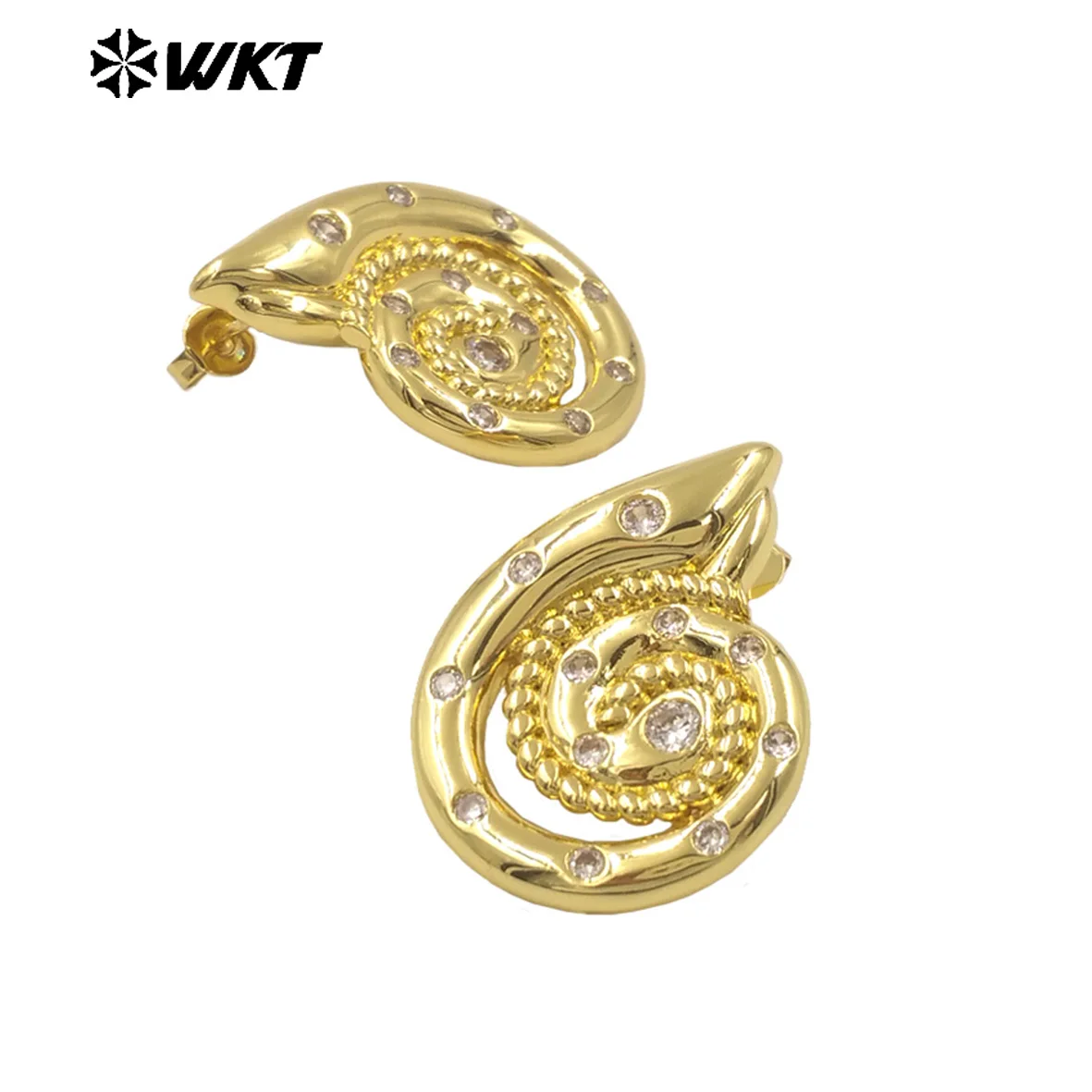 WT-ME113 Wholesale Hot Sale Unique Fashion 18K Gold Plated Zircon Earrings Bright Eye Fashion Pieces Brass Daily Accessories