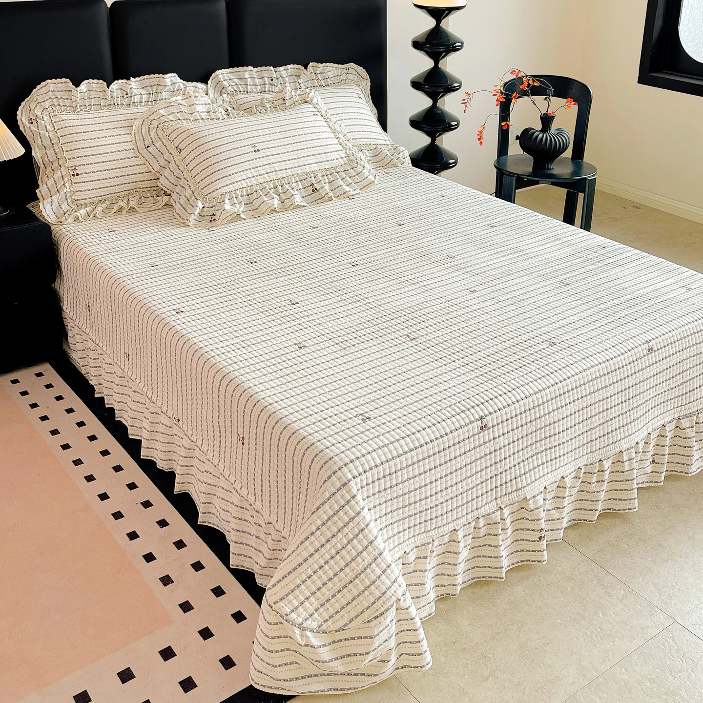 Princess Style Pillowcase with Large Lace Ruffle Girls Home Bedroom Decorative Soft Dorm Floral Ruffled Pillow Cover 48x74cm