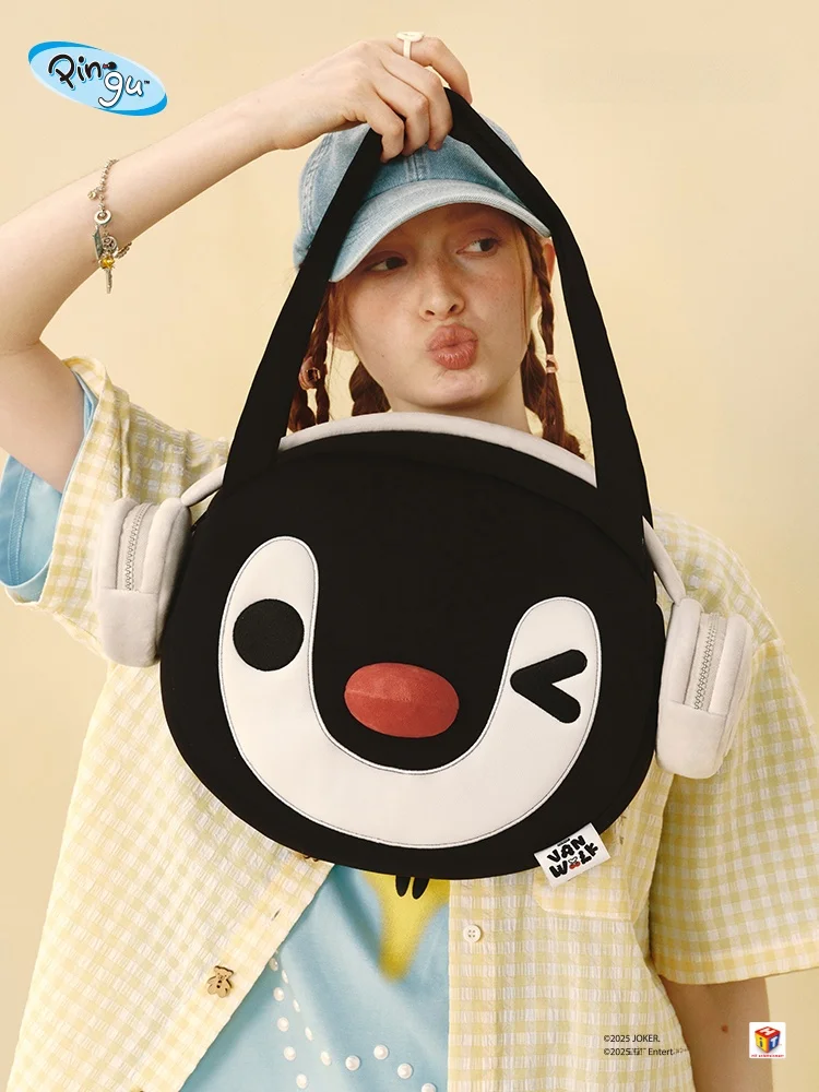 

Cute Penguin Doll Handbag Single Shoulder Bag for Women Casual Style Soft Leather Zipper Closure round Shape Youth Fashion
