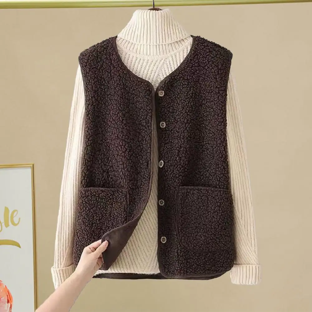 

The vest jacket is skin-friendly, soft, warm and comfortable. It helps you stay warm in cold weather