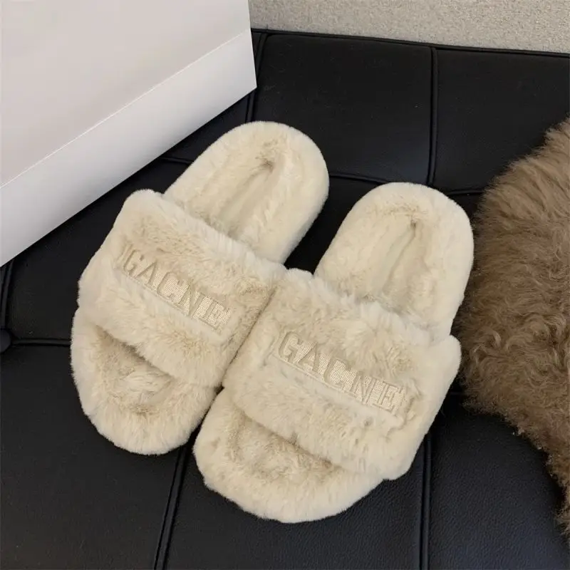 Autumn and Winter Fur Shoes for Women's Outwear 2023 New High Rise Thick Sole Cotton Slippers with a Feet Feel