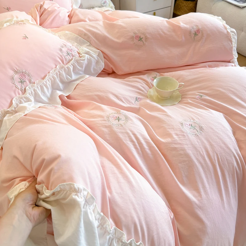 4PCS Elegant Rose Embroidery Girl Bedding Set Lace Duvet Cover Set(1*Duvet Cover + 1*Bed Sheet Or Fitted Sheet + 2*Pillowcase)