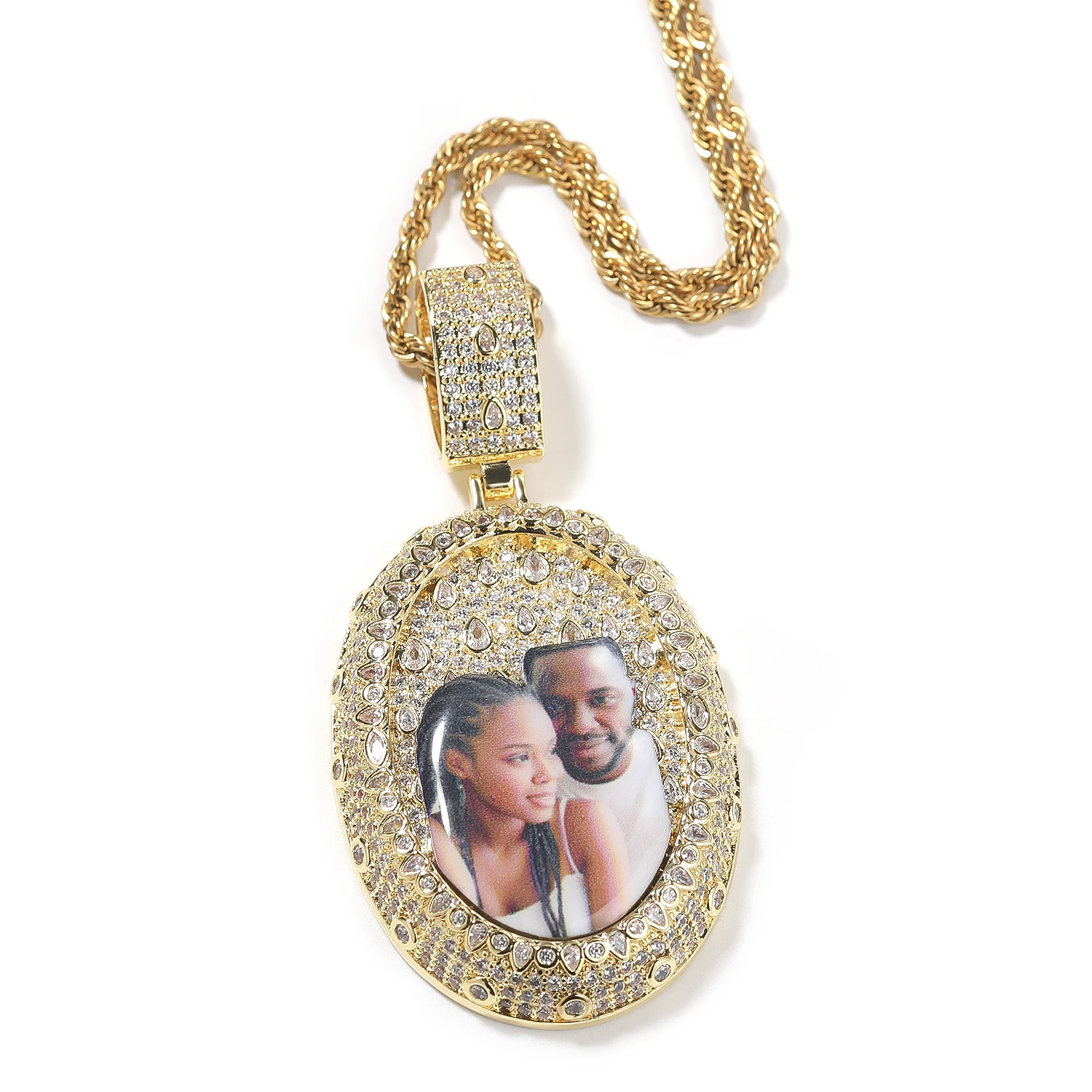 THE BLING KING Custom Oval Shape Photo Pendant Necklace Engrave Name Iced Out CZ Medallions Hiphop Jewelry Memory Gift