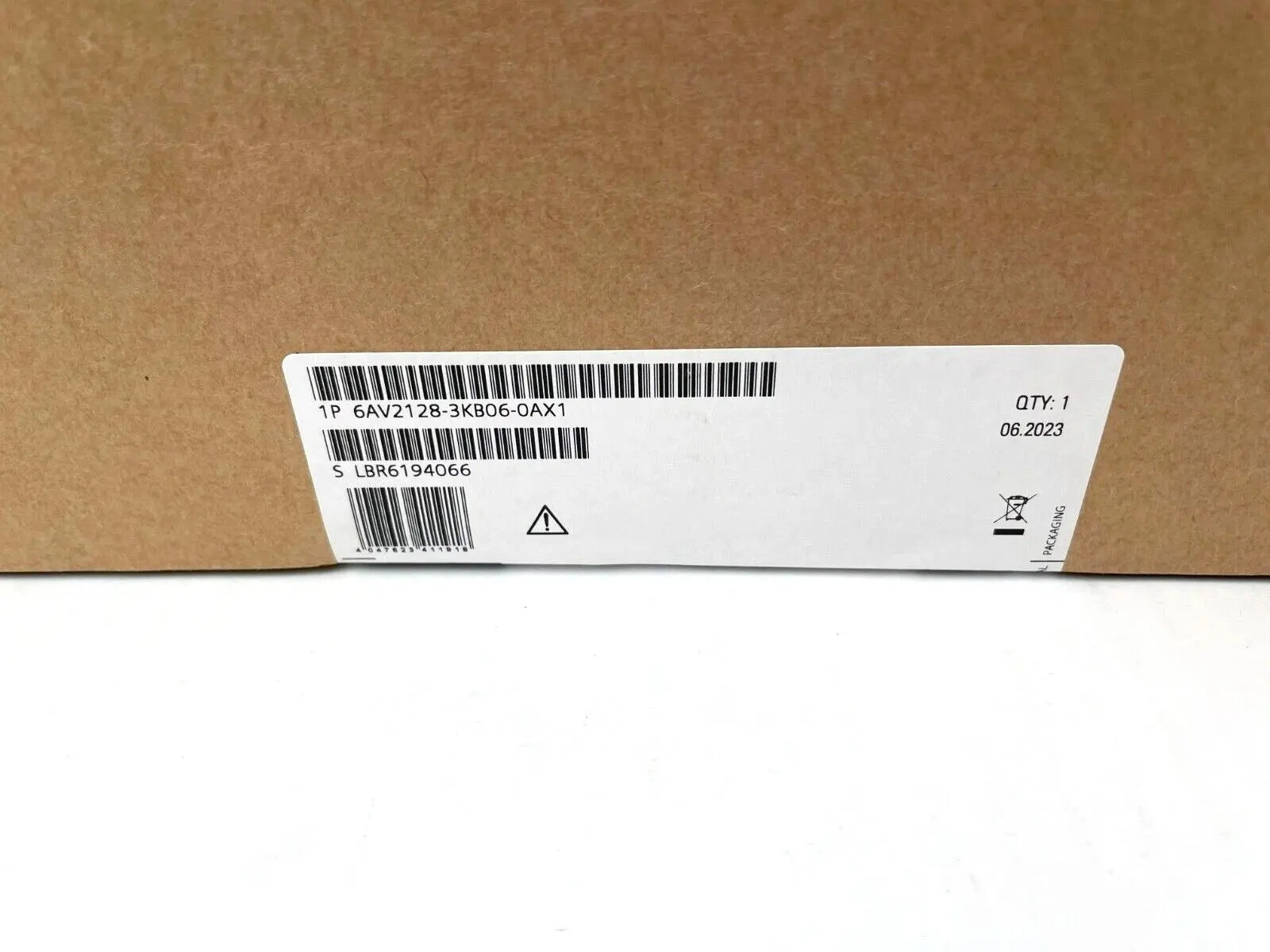 

Brand New 6AV2128-3KB06-0AX1 Warranty One-year