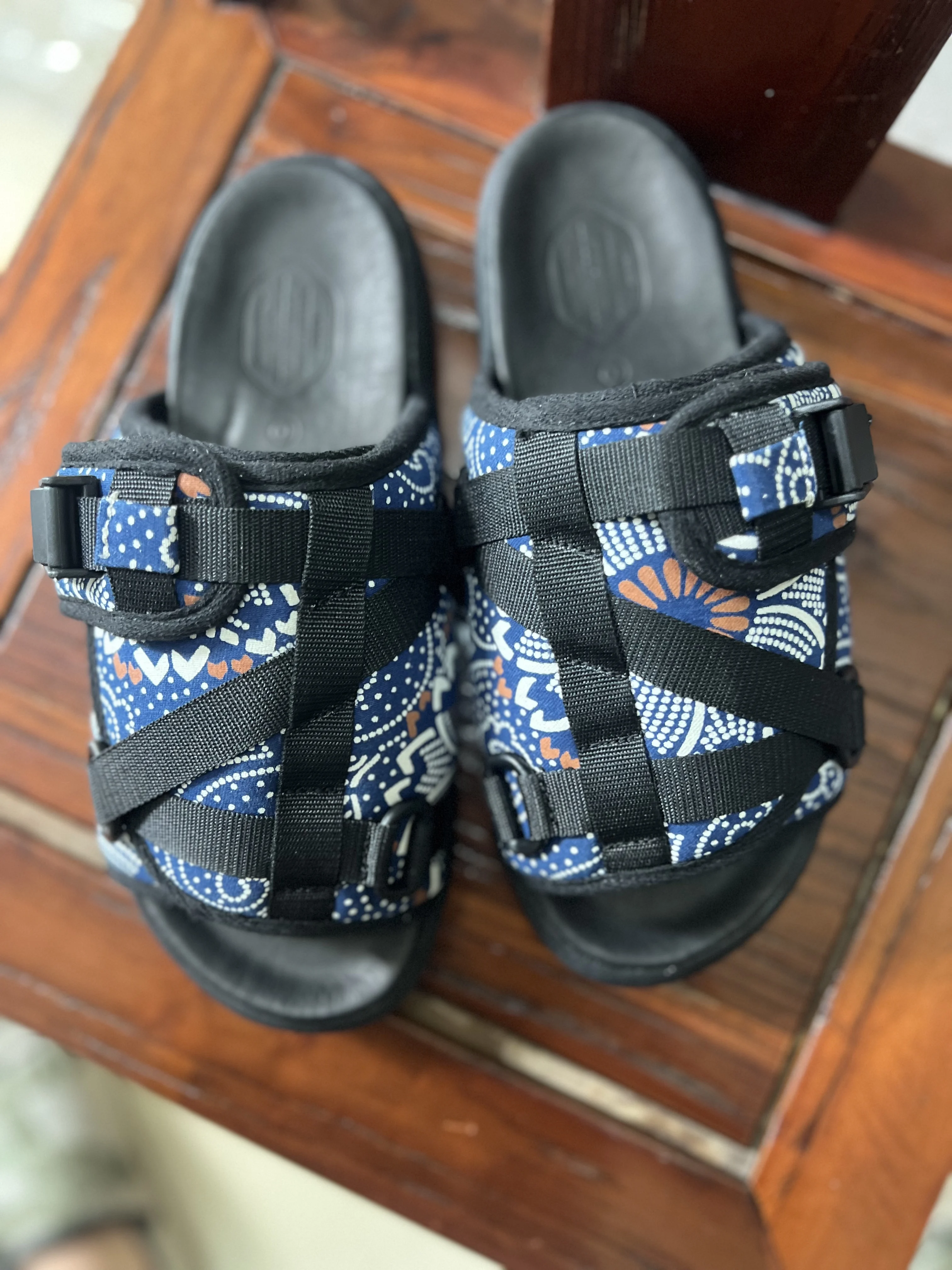 

New 2026 Visvim christo blue-dyed couture outerwear leather sports men's slippers